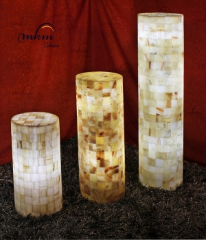 Columnas cilíndricas de Onix en varios tamaños - Solicite información sobre la medida que desee. Iluminación bajo consumo incluida 